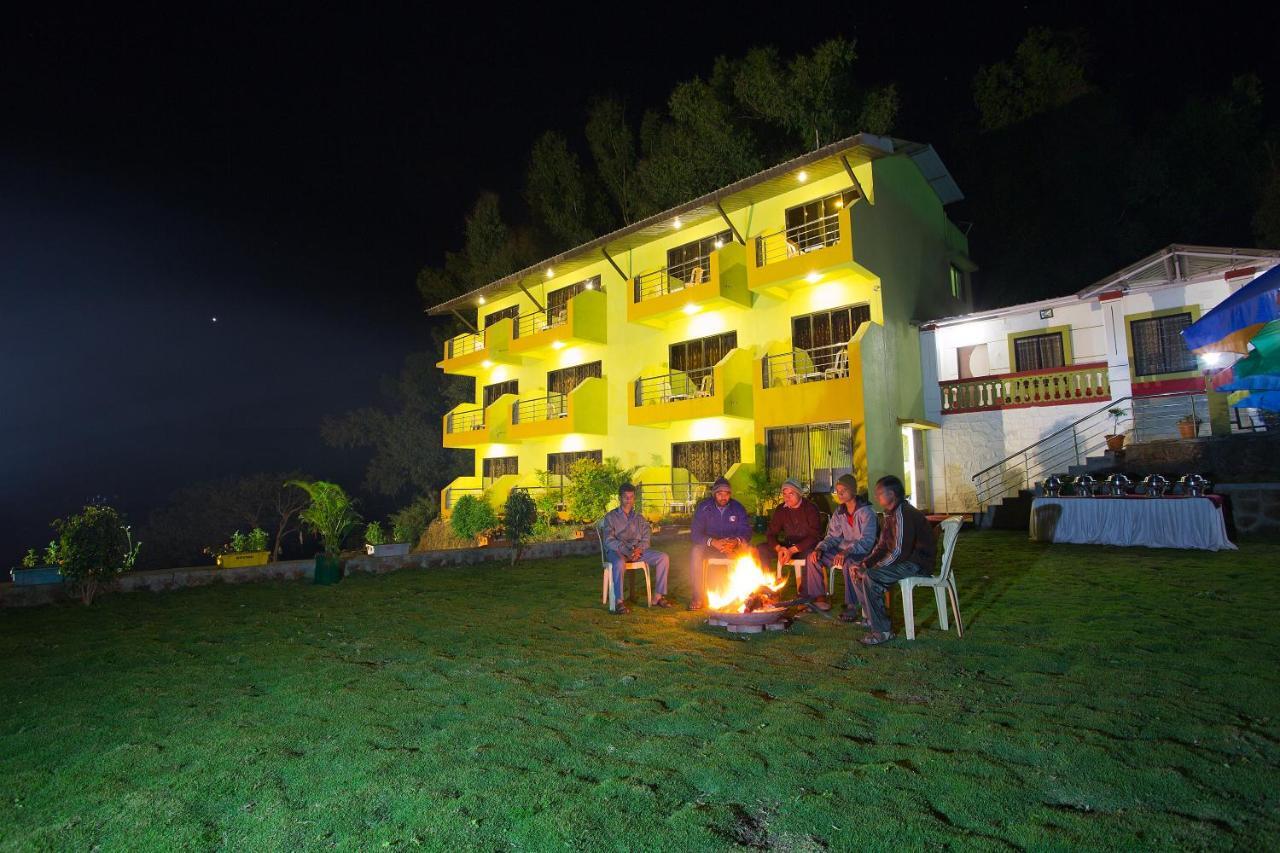 Hirkani Garden Hotel Mahābaleshwar Buitenkant foto